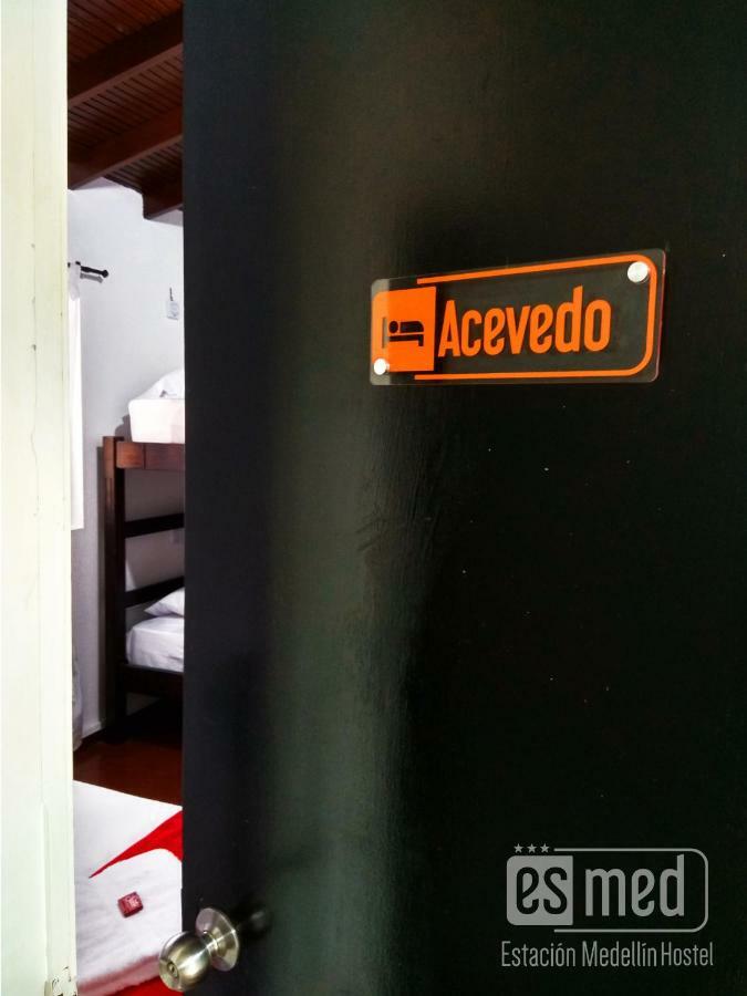 Esmed Hostel Μεντεγίν Εξωτερικό φωτογραφία
